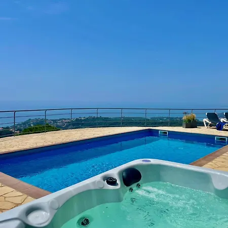 Villa Joie De Vivre *