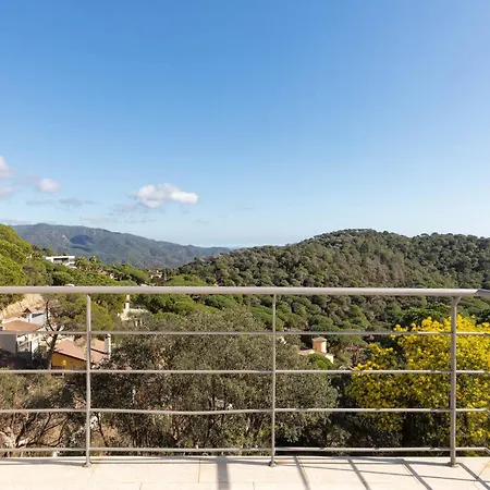 Вилла Joie De Vivre *