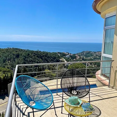 Joie De Vivre リョレート・デ・マル