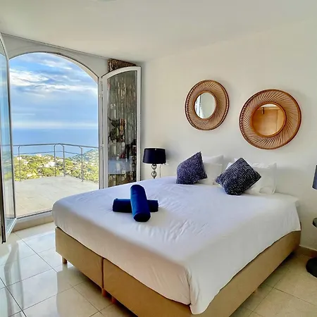 Joie De Vivre 别墅 *