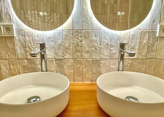 Вилла Joie De Vivre Льорет-де-Мар