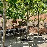 Joie De Vivre يوريت دي مار